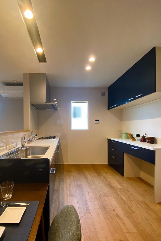 200704_nagaoka-t_07_kitchen