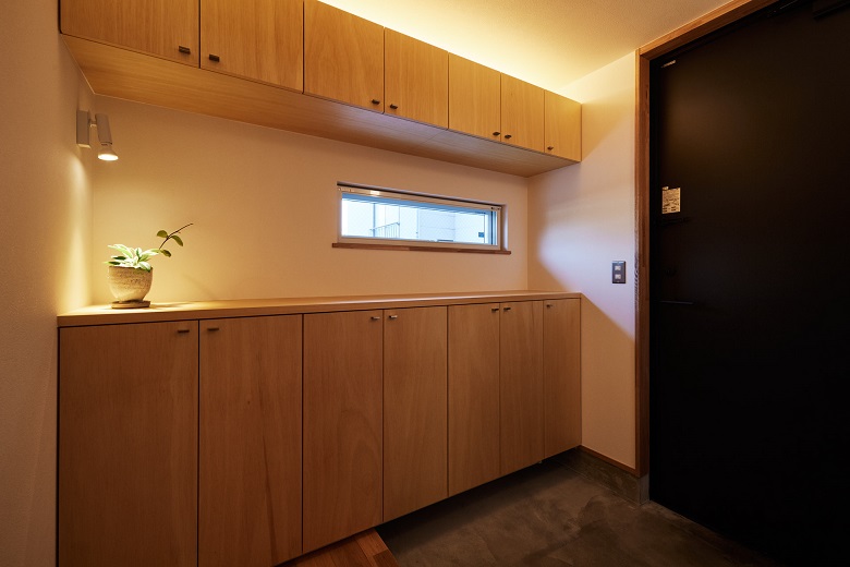 210116_nagaoka-t_02_entrance
